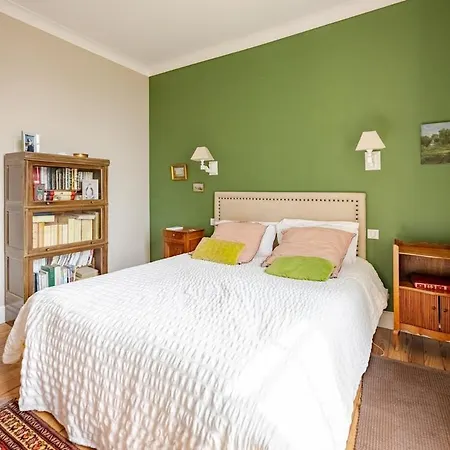 Σπίτι διακοπών Avec Piscine Parc De *