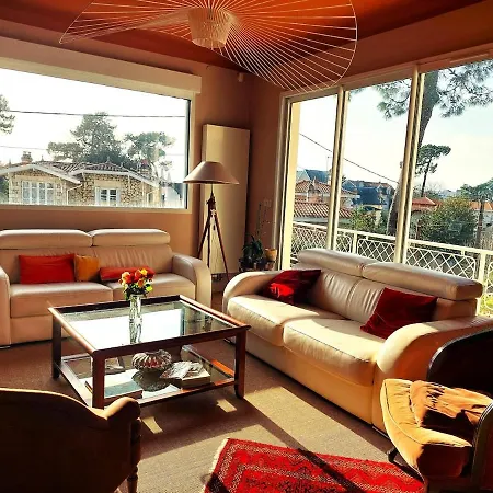 Σπίτι διακοπών Avec Piscine Parc De