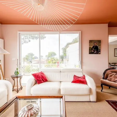 Σπίτι διακοπών Avec Piscine Parc De Ρουαγιάν