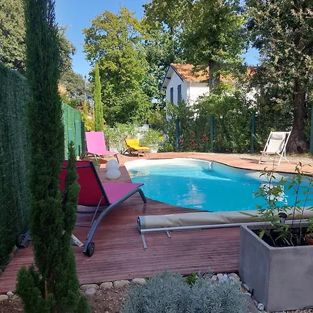 Avec Piscine Parc De Holiday home *