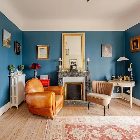 Σπίτι διακοπών Avec Piscine Parc De *